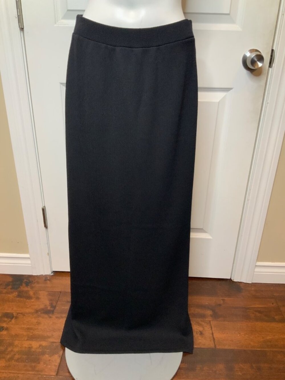 St. John Basics Black Santana Knit Wool Maxi Skirt, Size 6